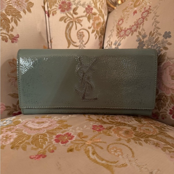 Yves Saint Laurent Mint Leather Wallet - Picture 15 of 16